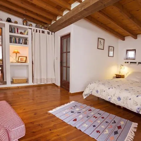 Holiday home In El Mit Garten, Grill Und Terrasse